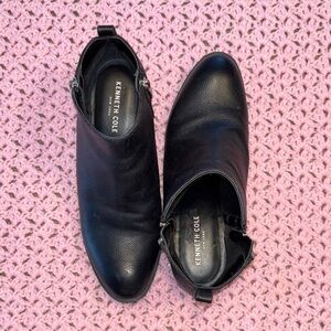 Kenneth Cole Sleek Black Leather Booties